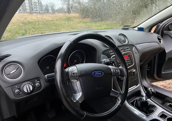 Ford Mondeo cena 14500 przebieg: 250000, rok produkcji 2013 z Kraków małe 326